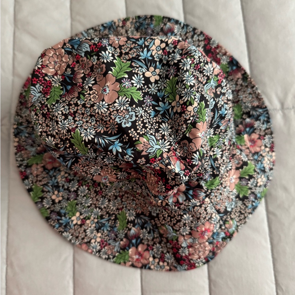 Floral Bucket Hat reversible